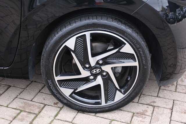 Hyundai i10 1.0 [63] Premium 5dr Auto [Nav]