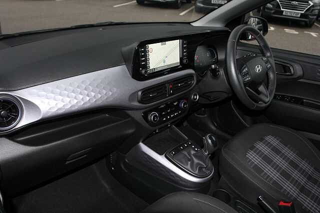 Hyundai i10 1.0 [63] Premium 5dr Auto [Nav]