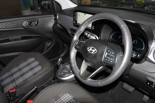 Hyundai i10 1.0 [63] Premium 5dr Auto [Nav]