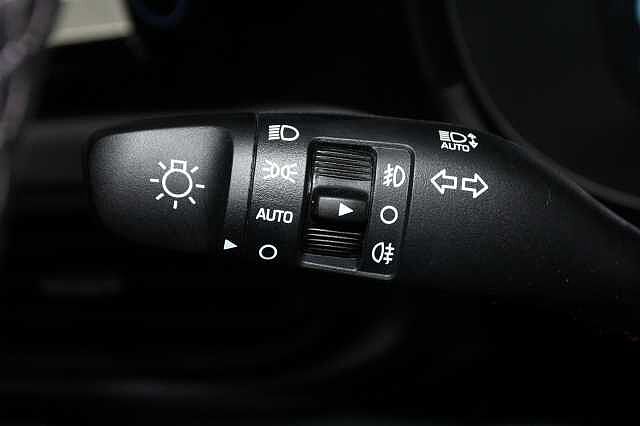 Hyundai i10 1.0 [63] Premium 5dr Auto [Nav]