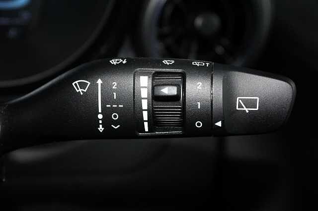 Hyundai i10 1.0 [63] Premium 5dr Auto [Nav]