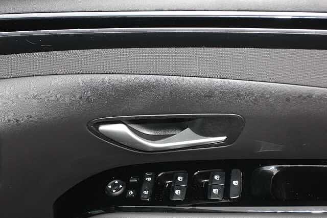 Hyundai Tucson 1.6 TGDi Hybrid 230 Premium 5dr 2WD Auto