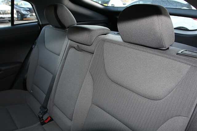Hyundai Ioniq 1.6 GDi Hybrid SE Connect 5dr DCT
