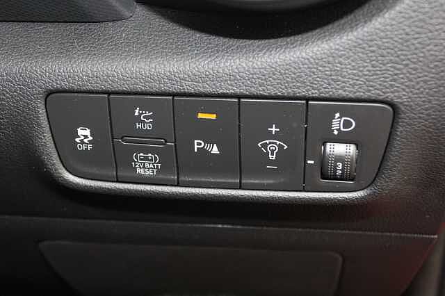Hyundai Kona 1.6 GDi Hybrid Ultimate 5dr DCT