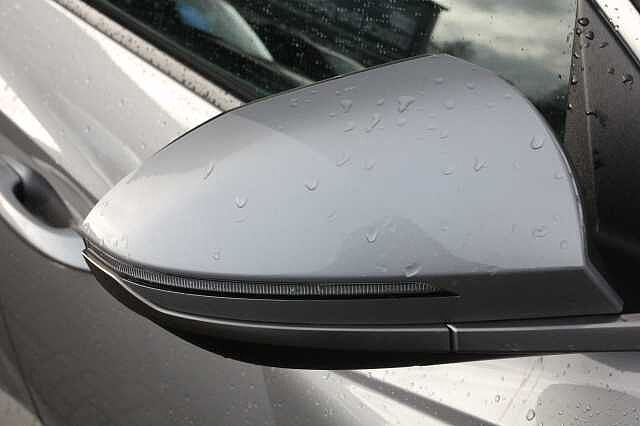 Hyundai Tucson 1.6 TGDi Hybrid 230 Premium 5dr 2WD Auto