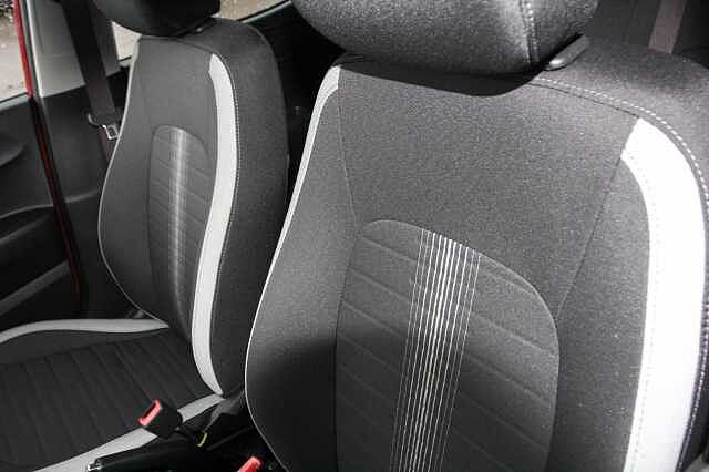 Hyundai i10 1.0 [63] Advance 5dr Auto [Nav]