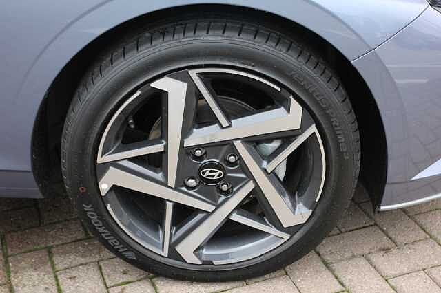 Hyundai i20 1.0T GDi Premium 5dr