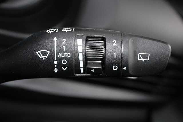 Hyundai i20 1.0T GDi Premium 5dr