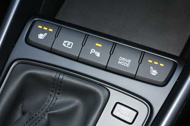 Hyundai i20 1.0T GDi Premium 5dr DCT