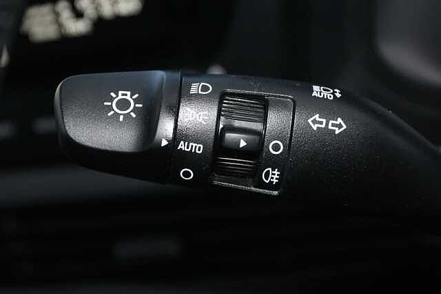 Hyundai i20 1.0T GDi Premium 5dr DCT