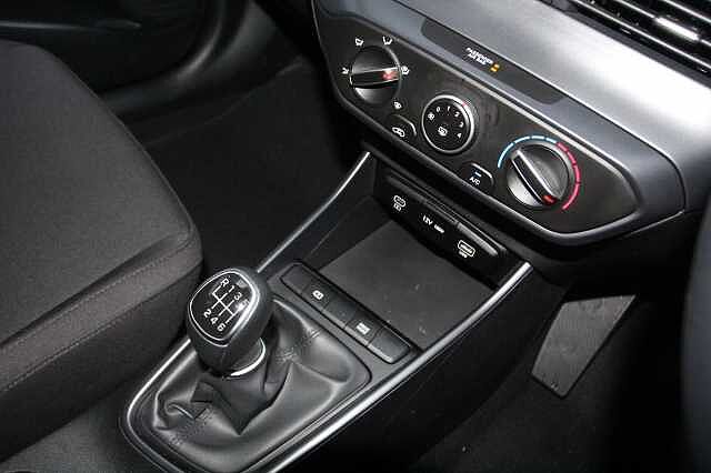 Hyundai i20 1.0T GDi Advance 5dr