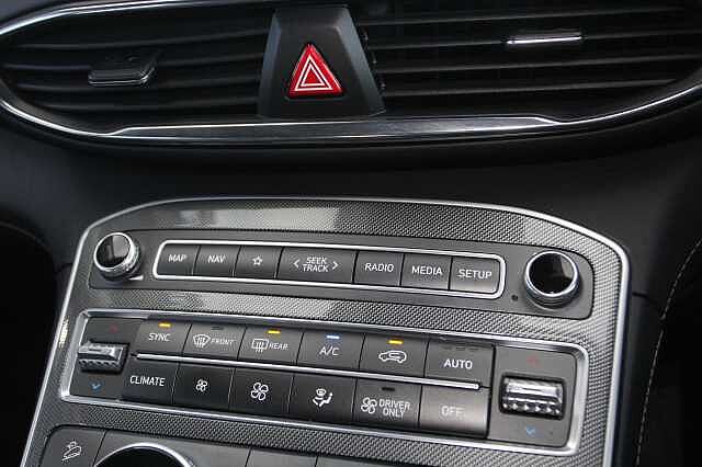 Hyundai Santa Fe 1.6 TGDi Hybrid Premium 5dr Auto