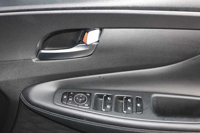 Hyundai Santa Fe 1.6 TGDi Hybrid Premium 5dr Auto