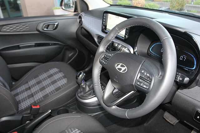 Hyundai i10 1.0 [63] Premium 5dr Auto [Nav]