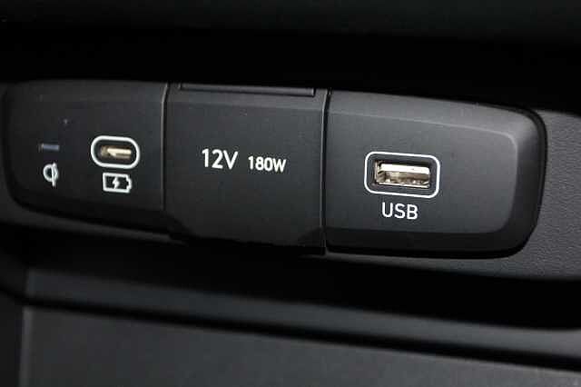 Hyundai i10 1.0 [63] Premium 5dr Auto [Nav]