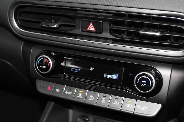 Hyundai Kona 1.6 GDi Hybrid Premium 5dr DCT