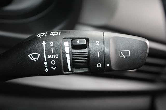 Hyundai i20 1.0T GDi 90 Tech Line 5dr DCT