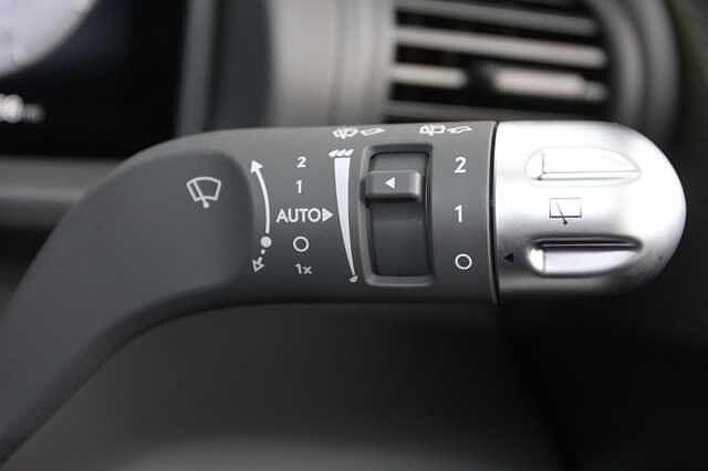 Hyundai Inster 85kW Cross 49kWh 5dr Auto