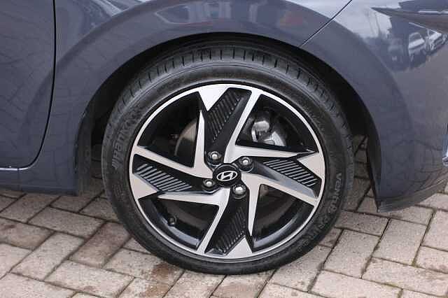 Hyundai i10 1.2 [79] Premium 5dr Auto [Nav]