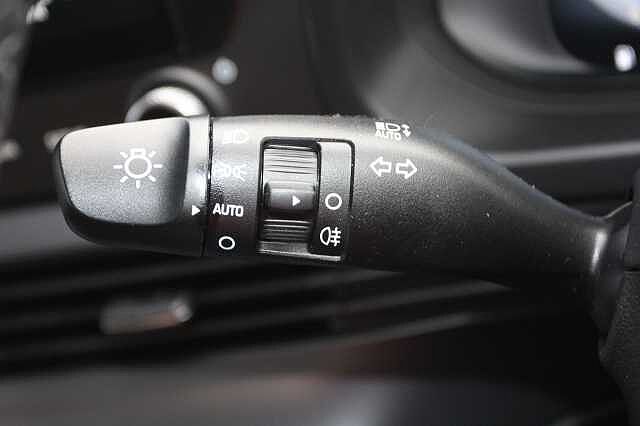 Hyundai i20 1.0T GDi Premium 5dr DCT