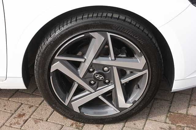 Hyundai i20 1.0T GDi Premium 5dr DCT