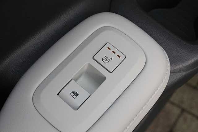 Hyundai Santa Fe 1.6 TGDi Plug-in Hybrid Ultimate 5dr 4WD Auto