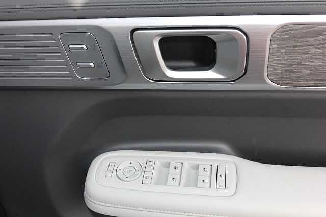 Hyundai Santa Fe 1.6 TGDi Plug-in Hybrid Ultimate 5dr 4WD Auto