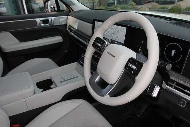 Hyundai Santa Fe 1.6 TGDi Plug-in Hybrid Ultimate 5dr 4WD Auto