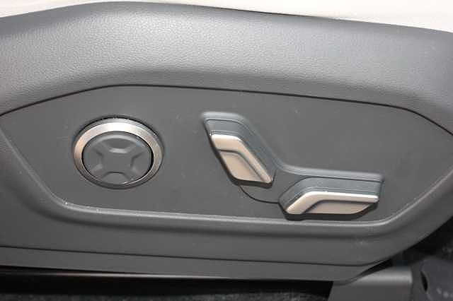 Hyundai Santa Fe 1.6 TGDi Plug-in Hybrid Ultimate 5dr 4WD Auto