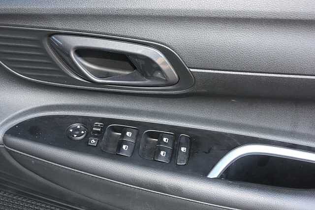 Hyundai i20 1.0T GDi Premium 5dr