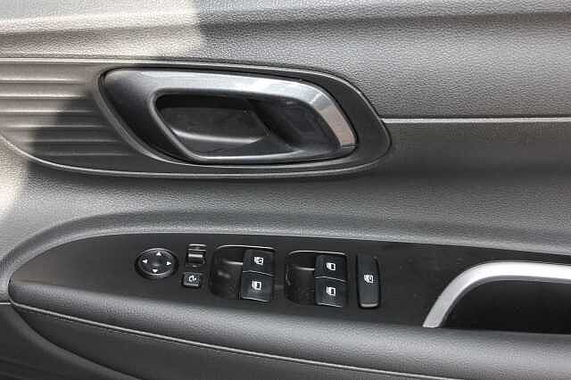 Hyundai i20 1.0T GDi Premium 5dr