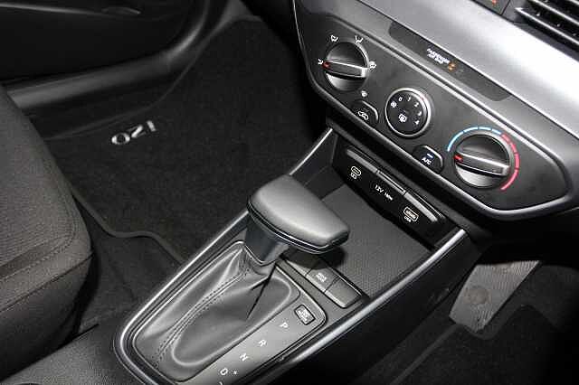 Hyundai i20 1.0T GDi Advance [Nav] 5dr DCT