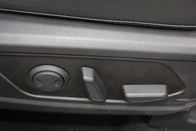 Hyundai Tucson 1.6 TGDi Plug-in Hybrid Ultimate 5dr 4WD Auto