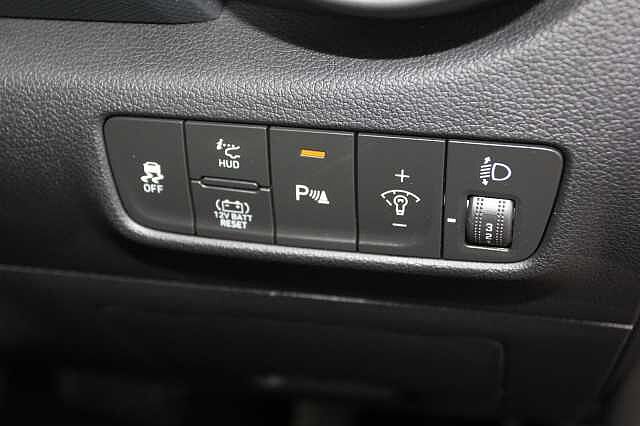 Hyundai Kona 1.6 GDi Hybrid Ultimate 5dr DCT