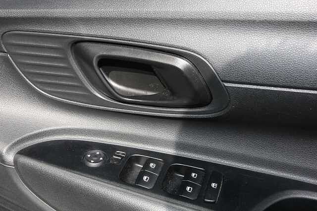 Hyundai i20 1.0T GDi Advance 5dr