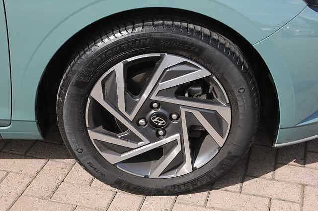 Hyundai i20 1.0T GDi Advance 5dr