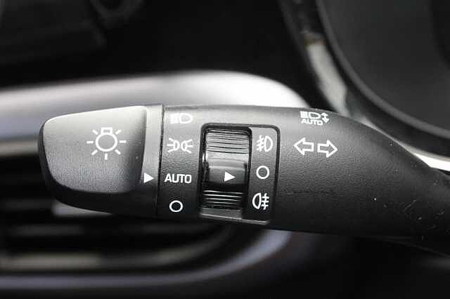 Hyundai i10 1.0 [63] Premium 5dr Auto [Nav]