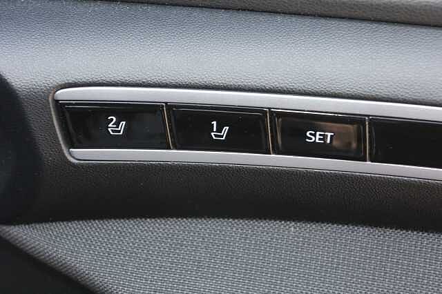 Hyundai Tucson 1.6 TGDi Plug-in Hybrid Ultimate 5dr 4WD Auto