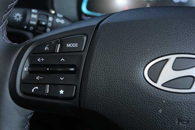 Hyundai i10 1.0 [63] Premium 5dr Auto [Nav]