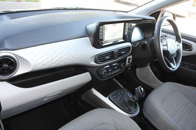Hyundai i10 1.0 [63] Premium 5dr Auto [Nav]